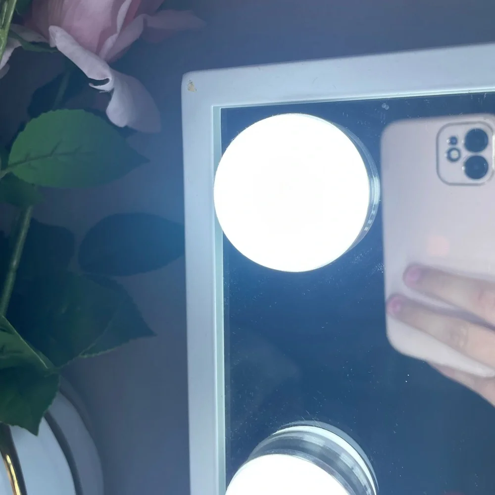 White vanity mirror